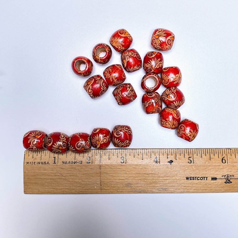 Macrame Wood Beads Red Pattern - Picture 3 of 6